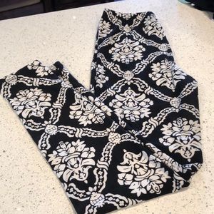 Agnes and Doran S/M leggings